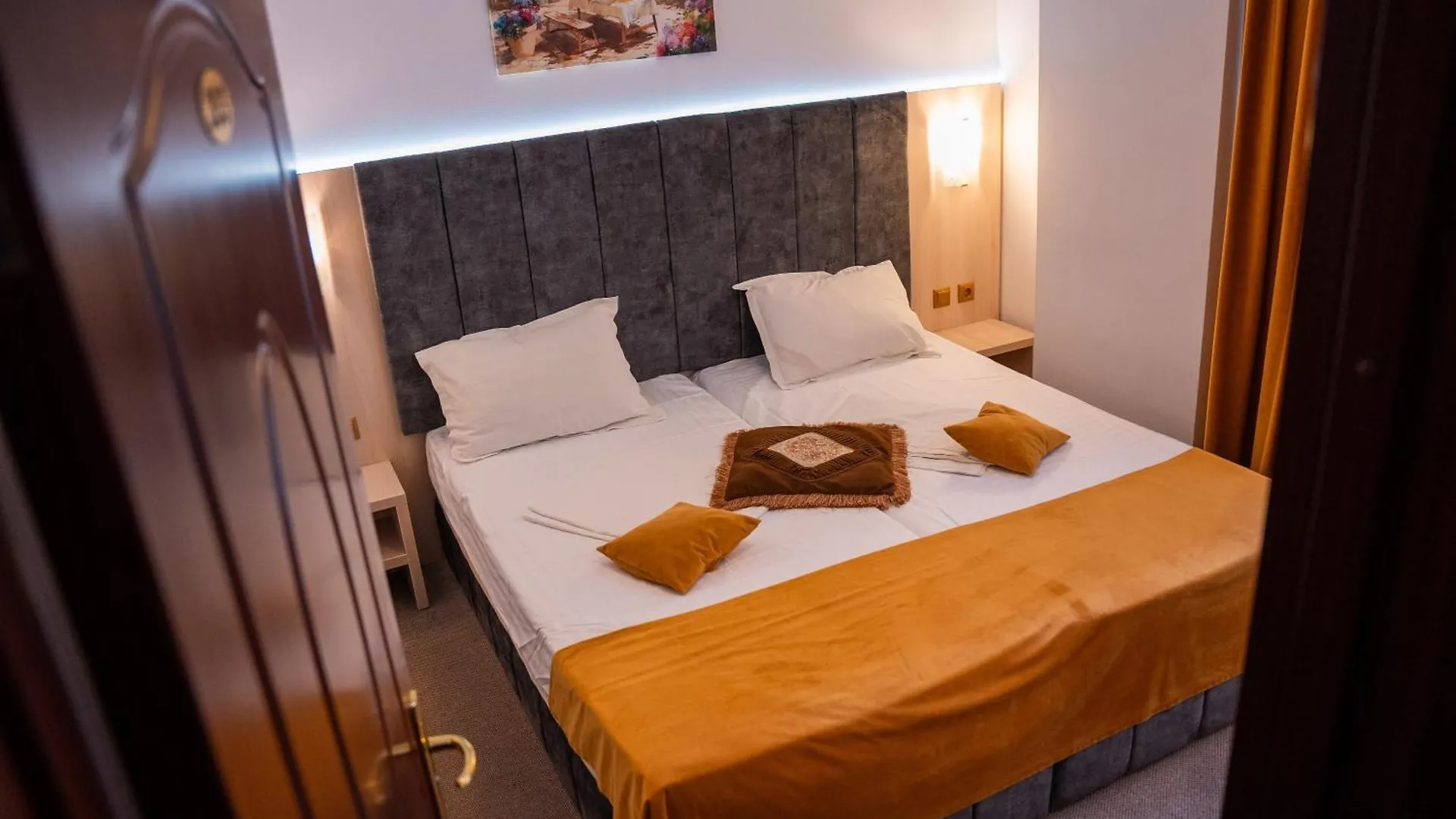 Hotel Cantemir Bukarest 3*,  Rumänien