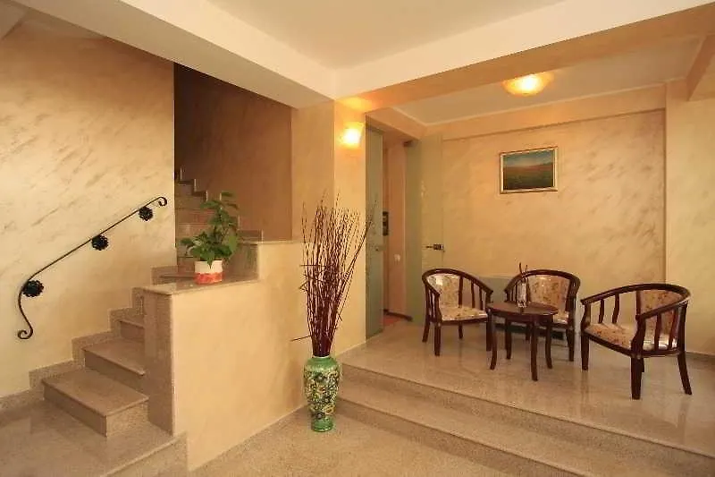 Hotel Cantemir Bucharest 3*,